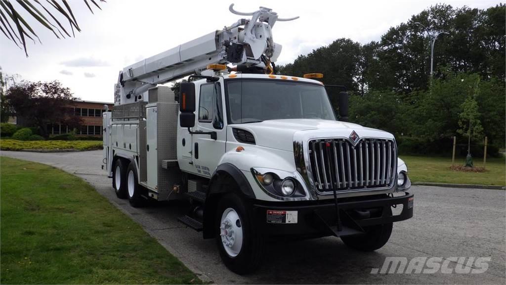 International 7400 Autre camion