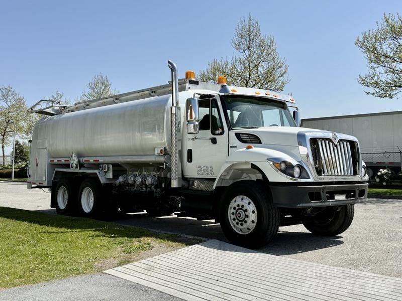 International 7500 Motrici cisterna