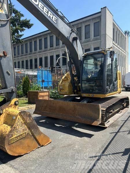 John Deere 135 D Pelle sur chenilles