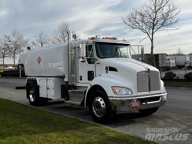 Kenworth T300 Motrici cisterna