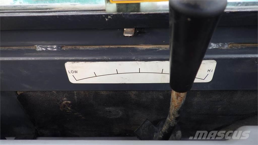 Kobelco SK60-8 Pelle sur chenilles