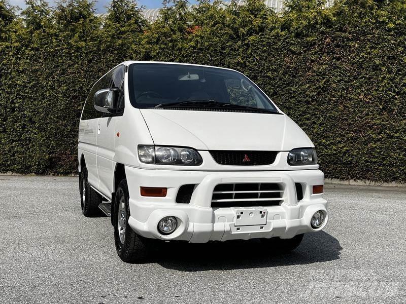 Mitsubishi Delica Voiture