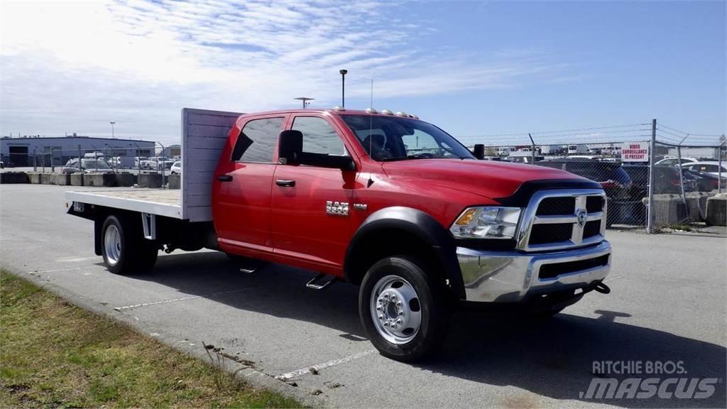 RAM 5500 Camion plateau