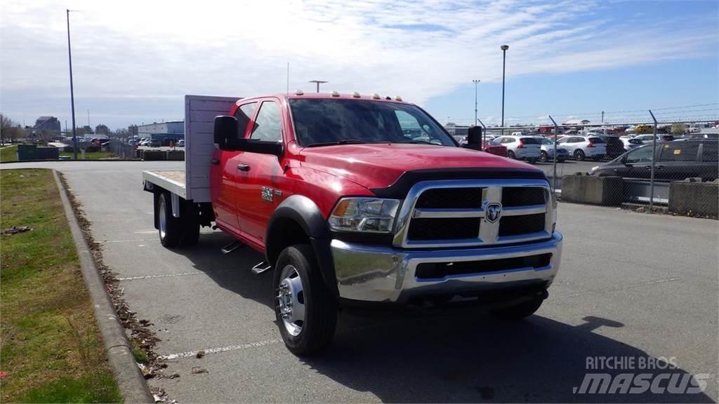 RAM 5500 Camion plateau