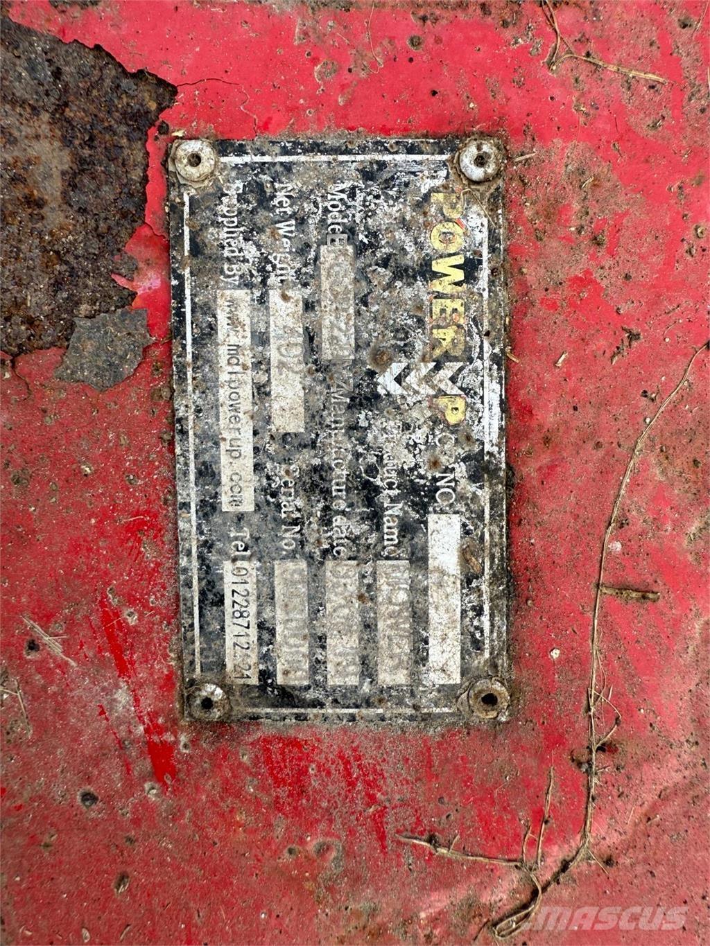  CCH 220 Broyeur / Gyrobroyeur / Epareuse