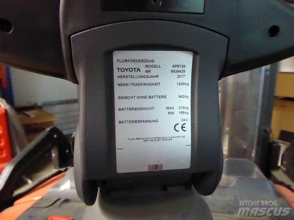 BT SPE120 Gerbeur accompagnant