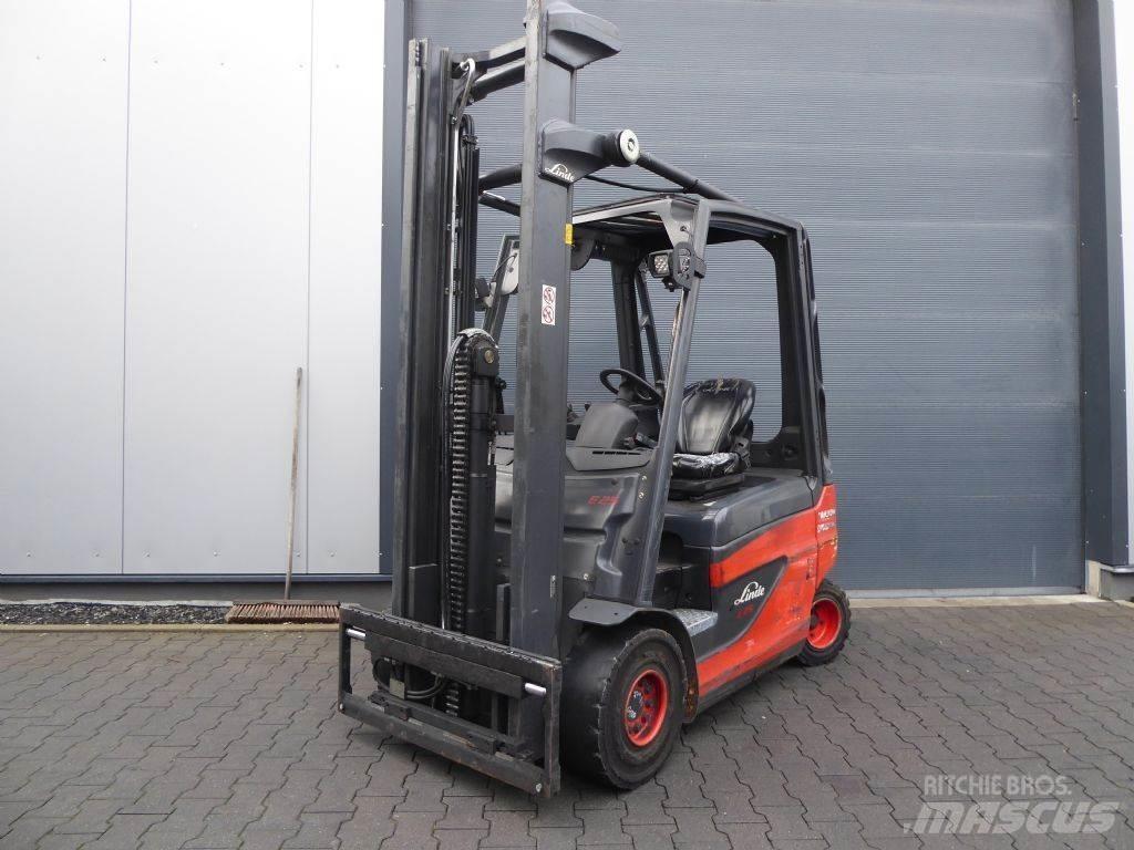 Linde E25-01 Chariots élévateurs électriques