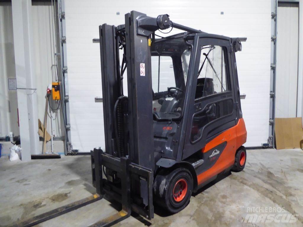 Linde E30-01 Chariots élévateurs électriques