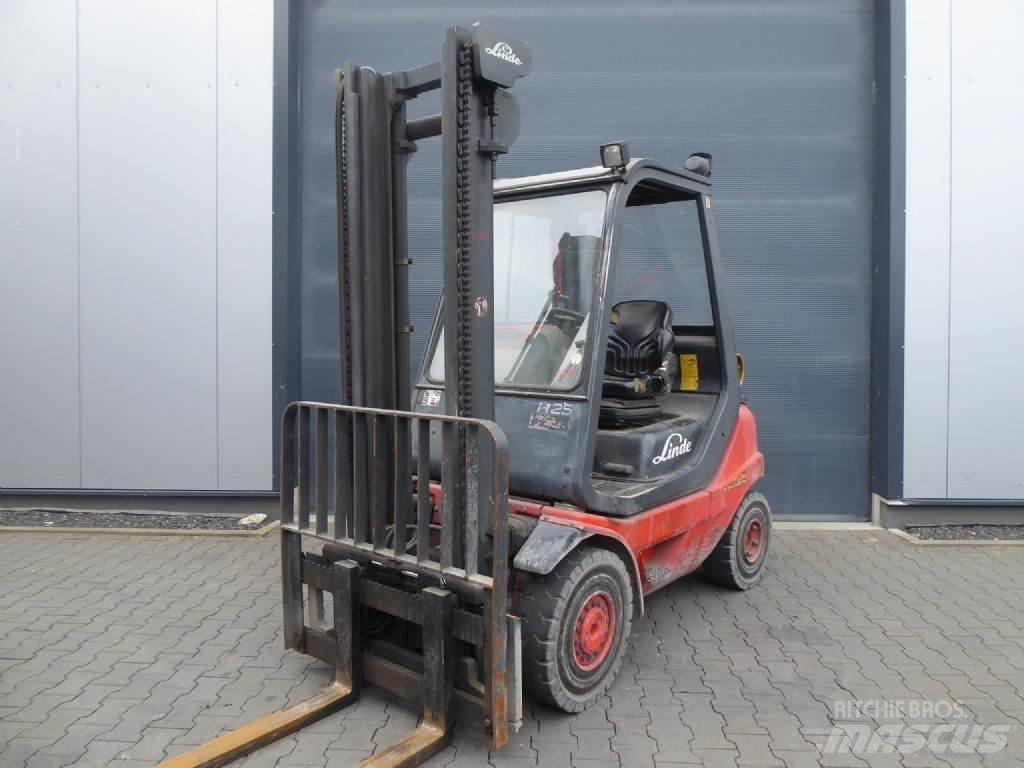 Linde H25T-03 Chariots GPL