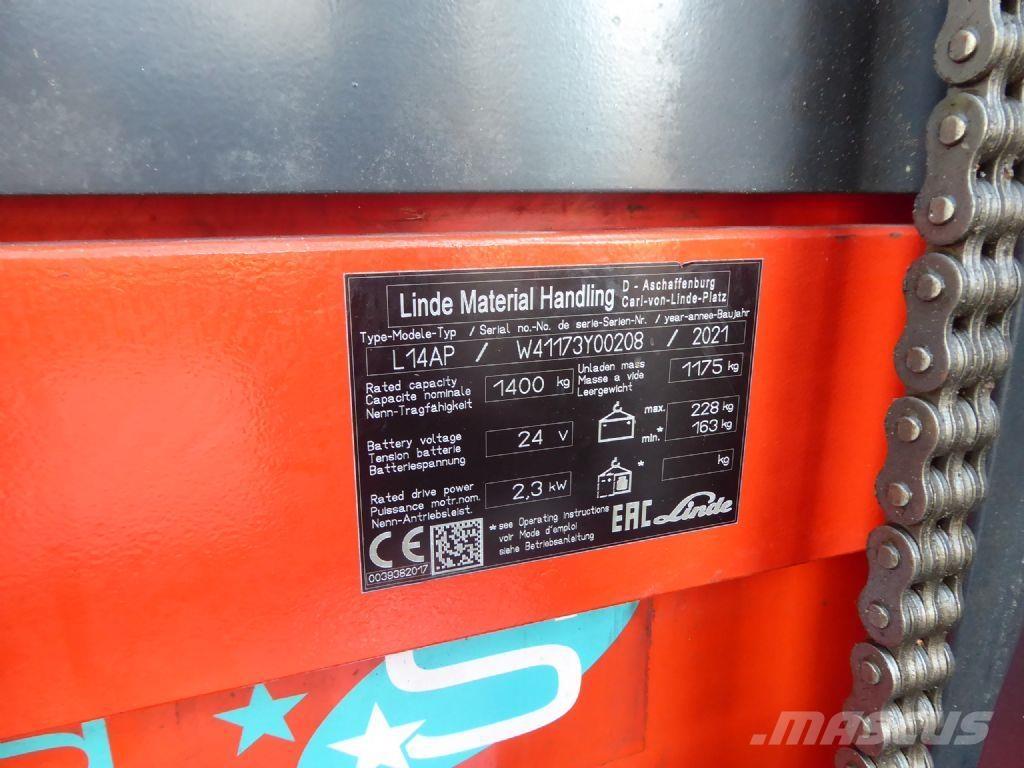 Linde L14 AP Gerbeur accompagnant