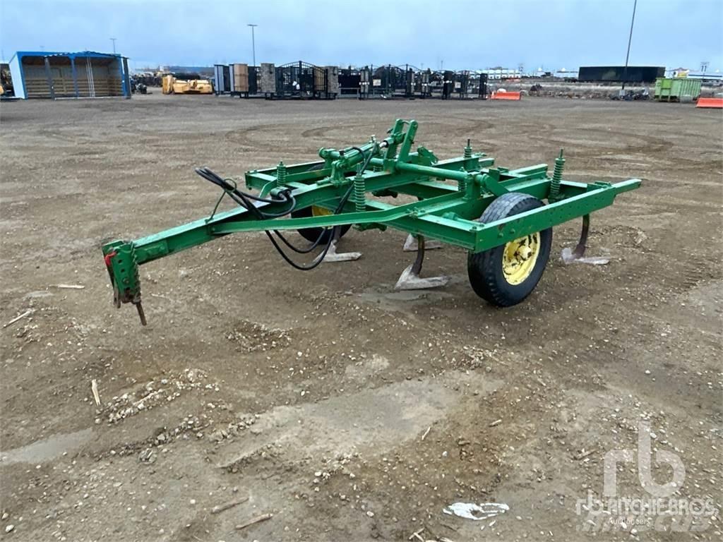  8 ft Déchaumeur, cultivateur