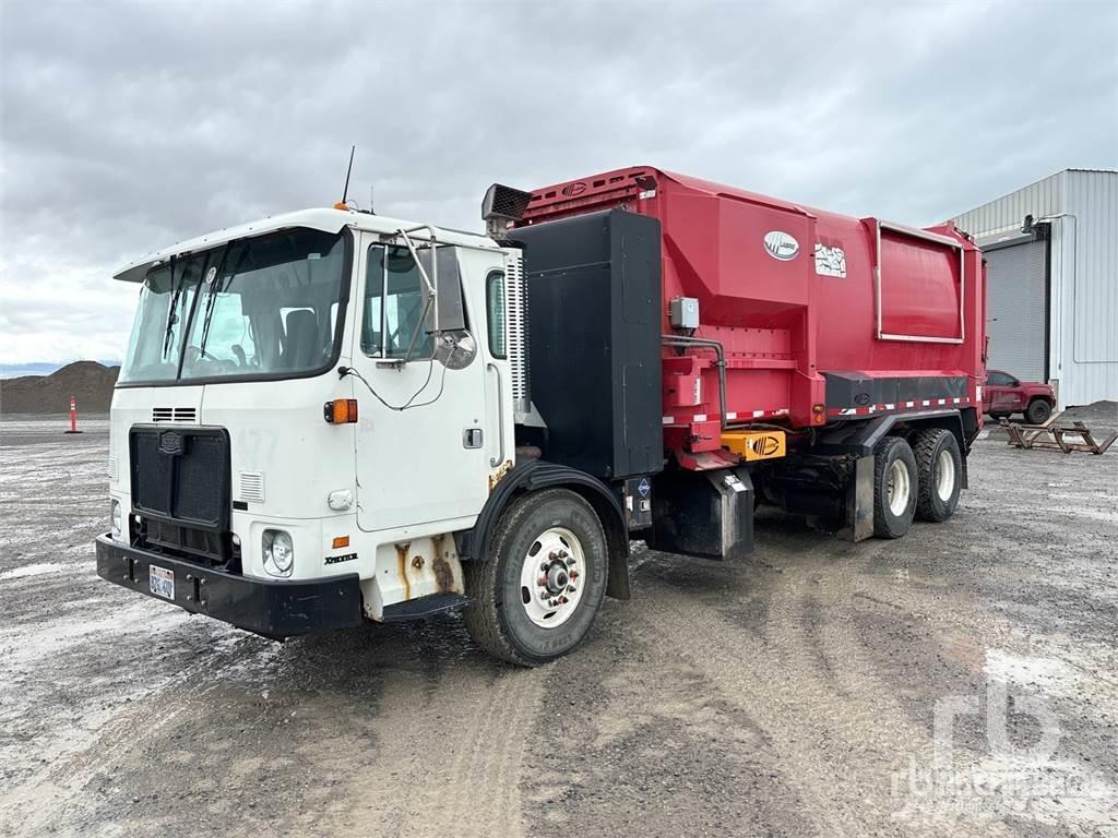 Autocar ACX64 Camion poubelle