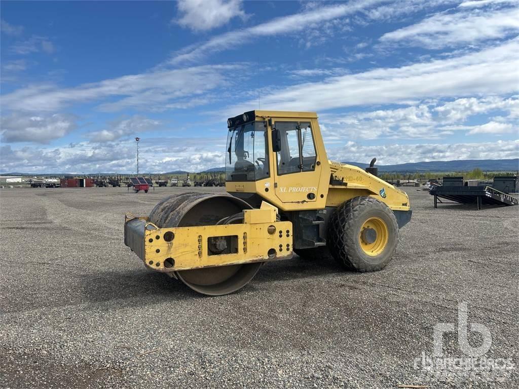 Bomag BW211 D40 Compacteur de sol