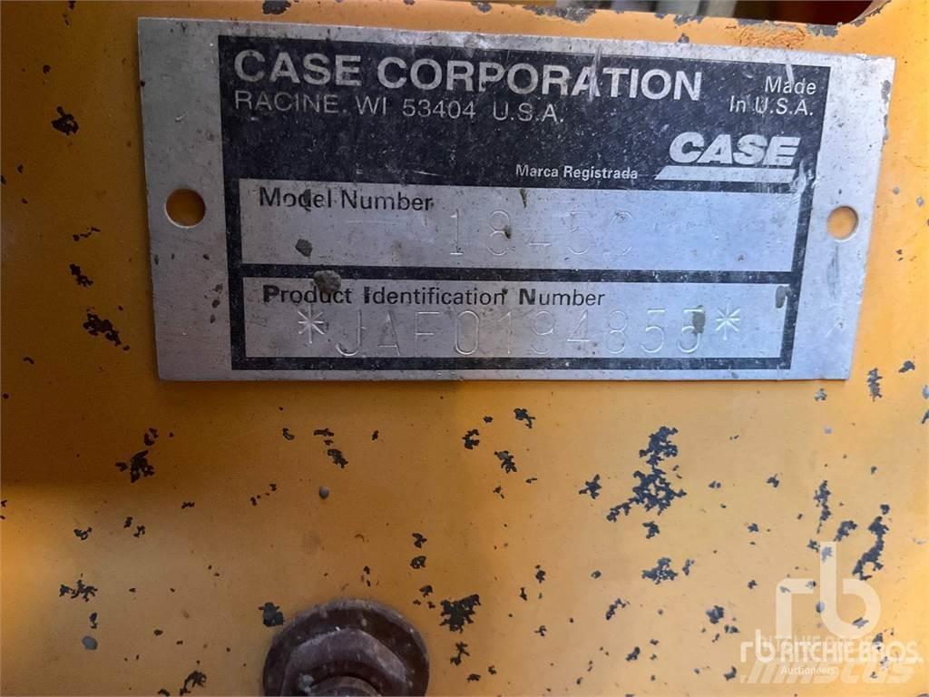 CASE 1845C Chargeuse compacte