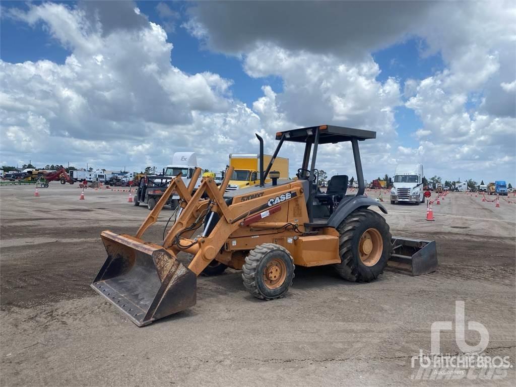 CASE 570MXT Camion multibenne