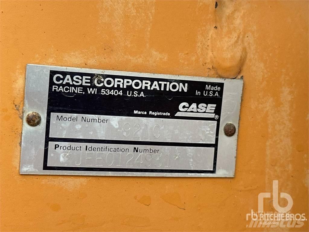 CASE 921C Chargeuse sur pneus