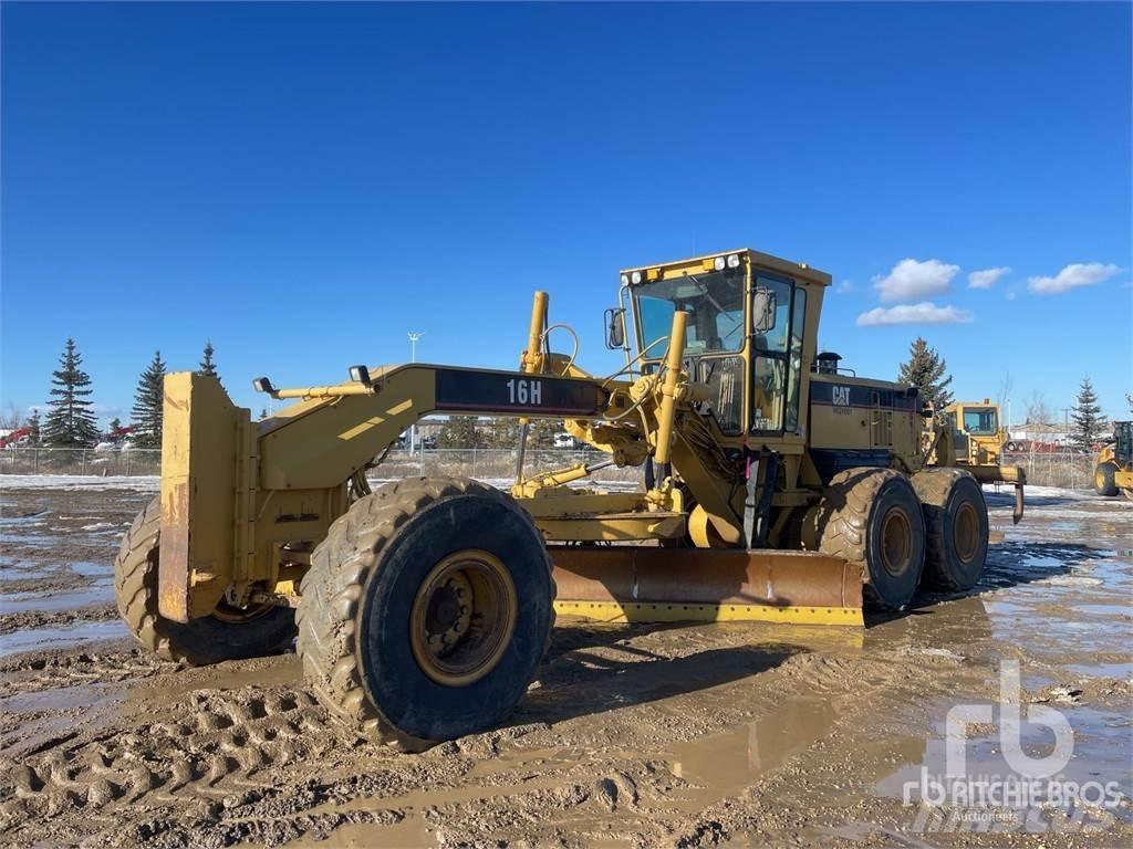 CAT 16H Niveleuse
