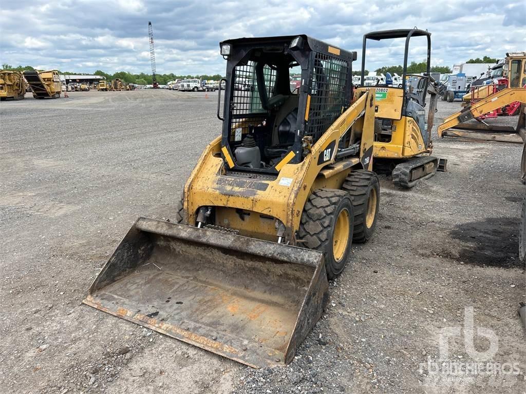 CAT 216B2 Chargeuse compacte