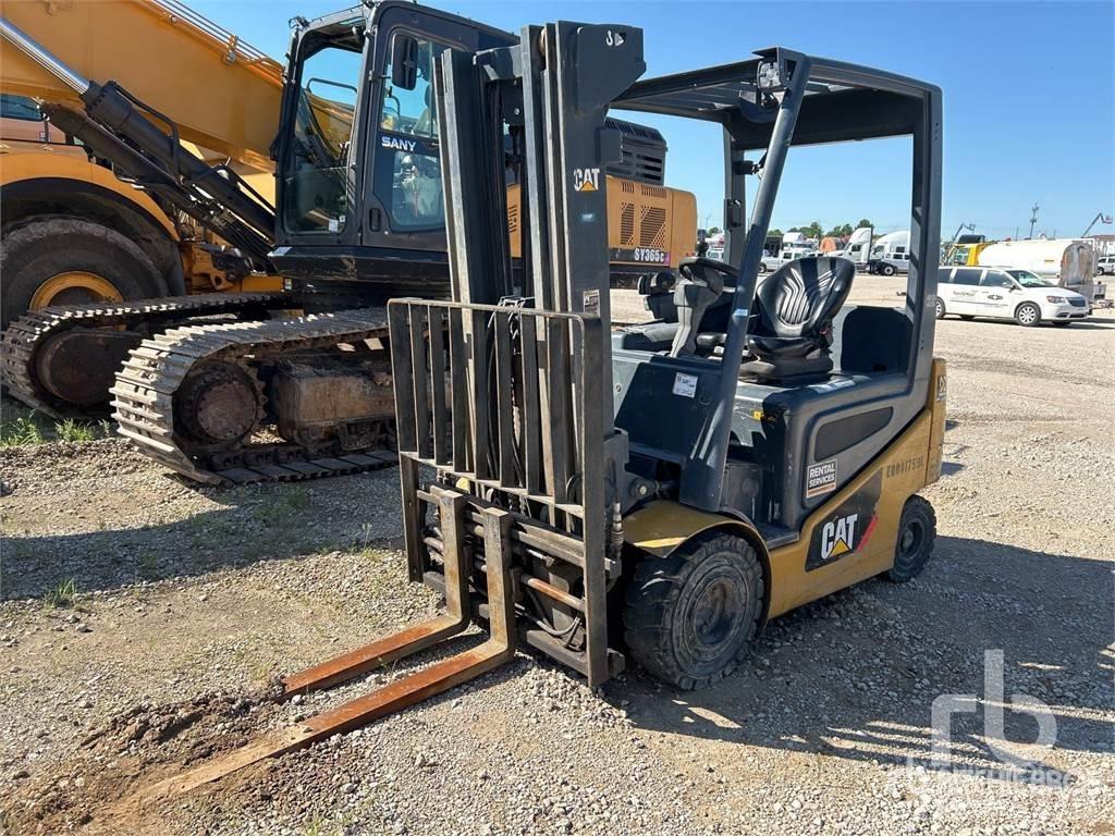 CAT 2EPC5000 Chariots élévateurs électriques