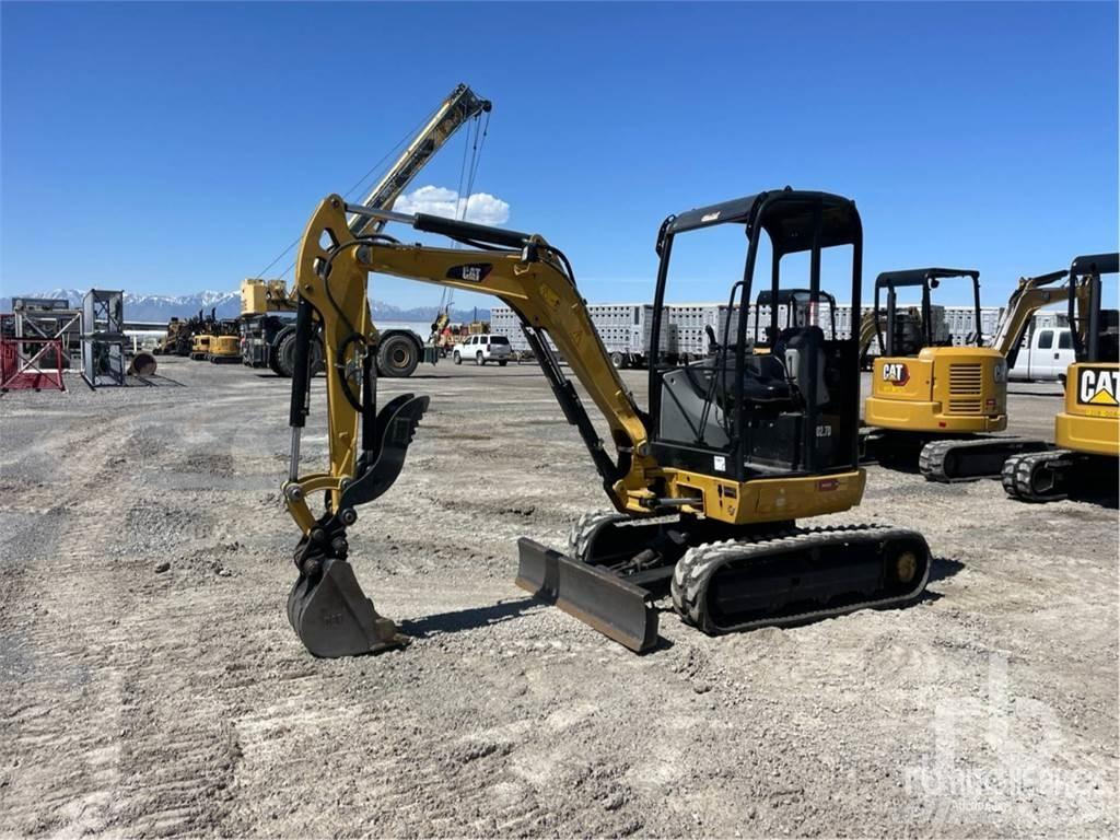 CAT 302.7DC1TH Mini pelle < 7t
