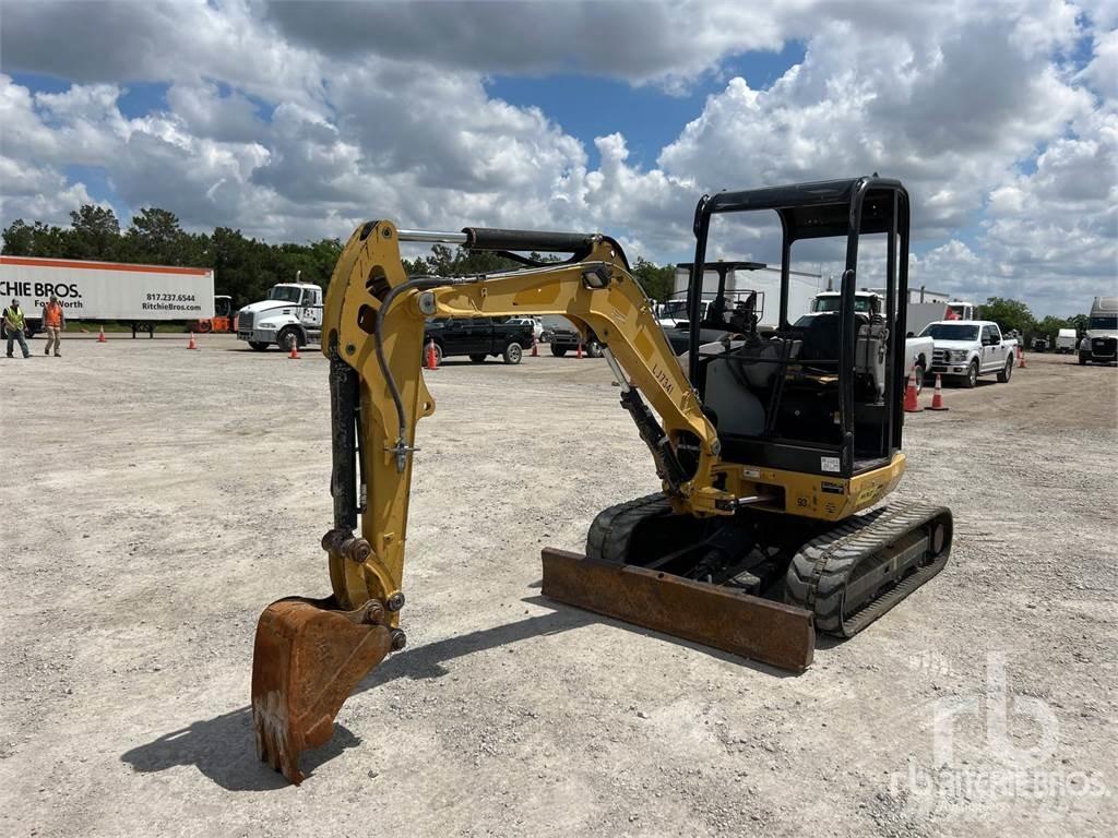 CAT 302.7DCR Mini pelle < 7t