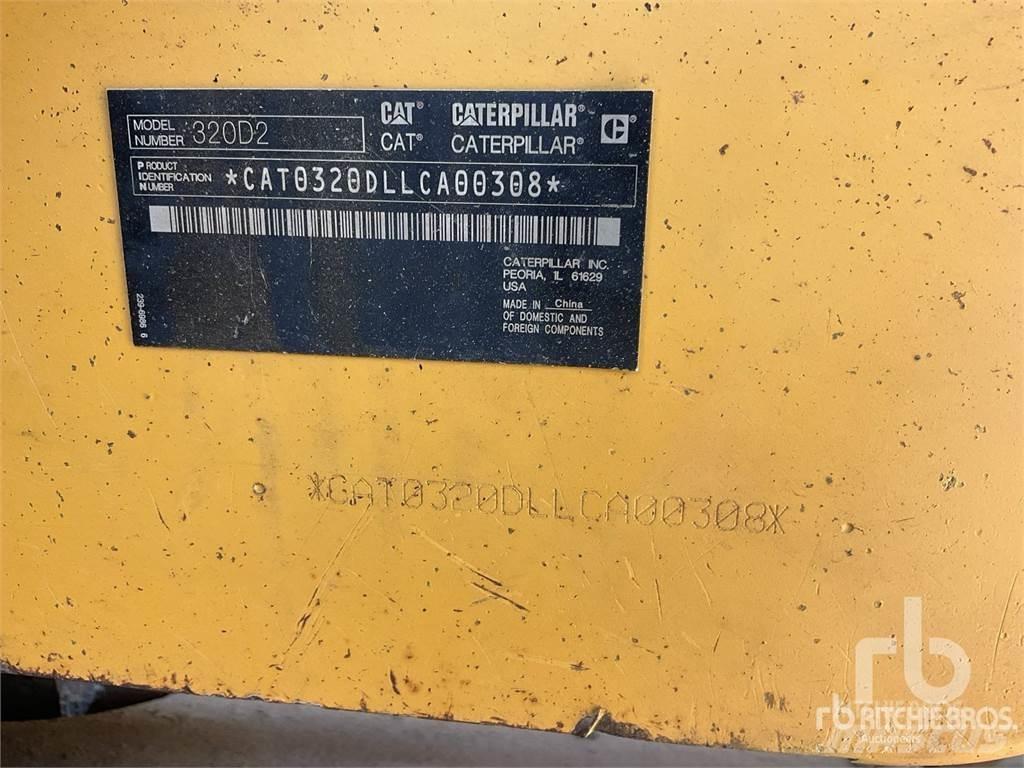 CAT 320D2 Pelle sur chenilles