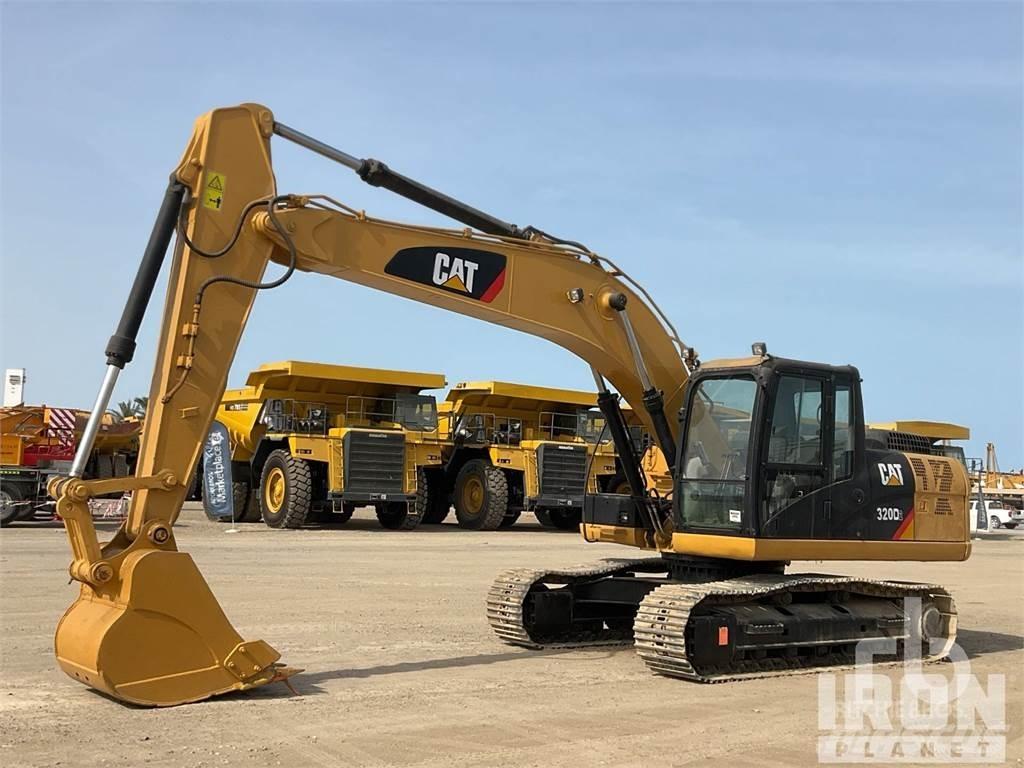 CAT 320D2 Pelle sur chenilles