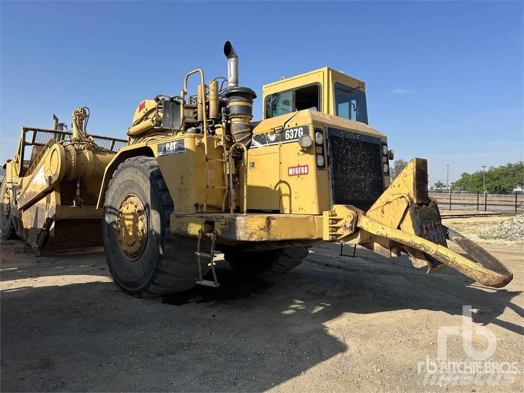 CAT 637G Scraper