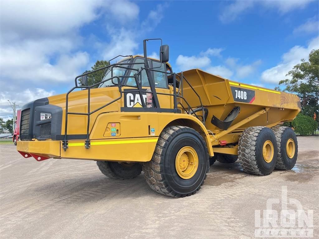 CAT 740B Tombereau articulé