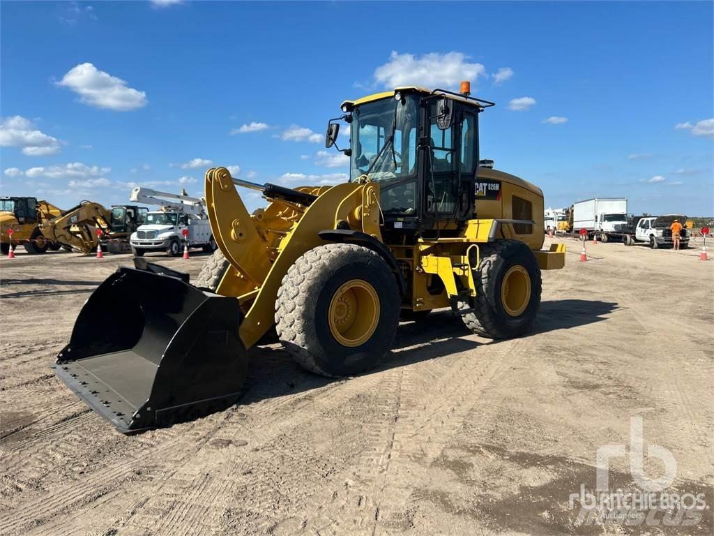 CAT 926M Chargeuse sur pneus