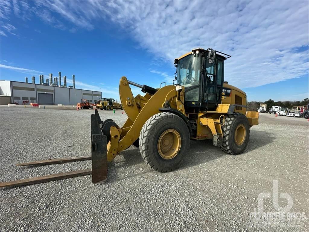 CAT 938M Chargeuse sur pneus