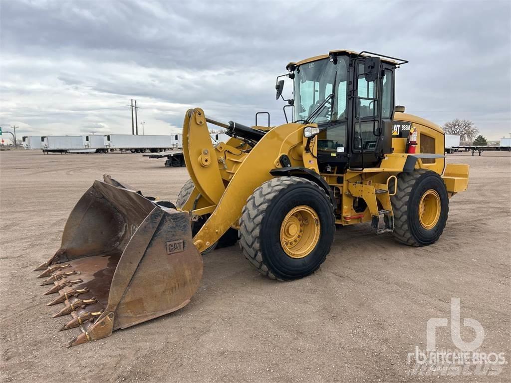 CAT 938M Chargeuse sur pneus