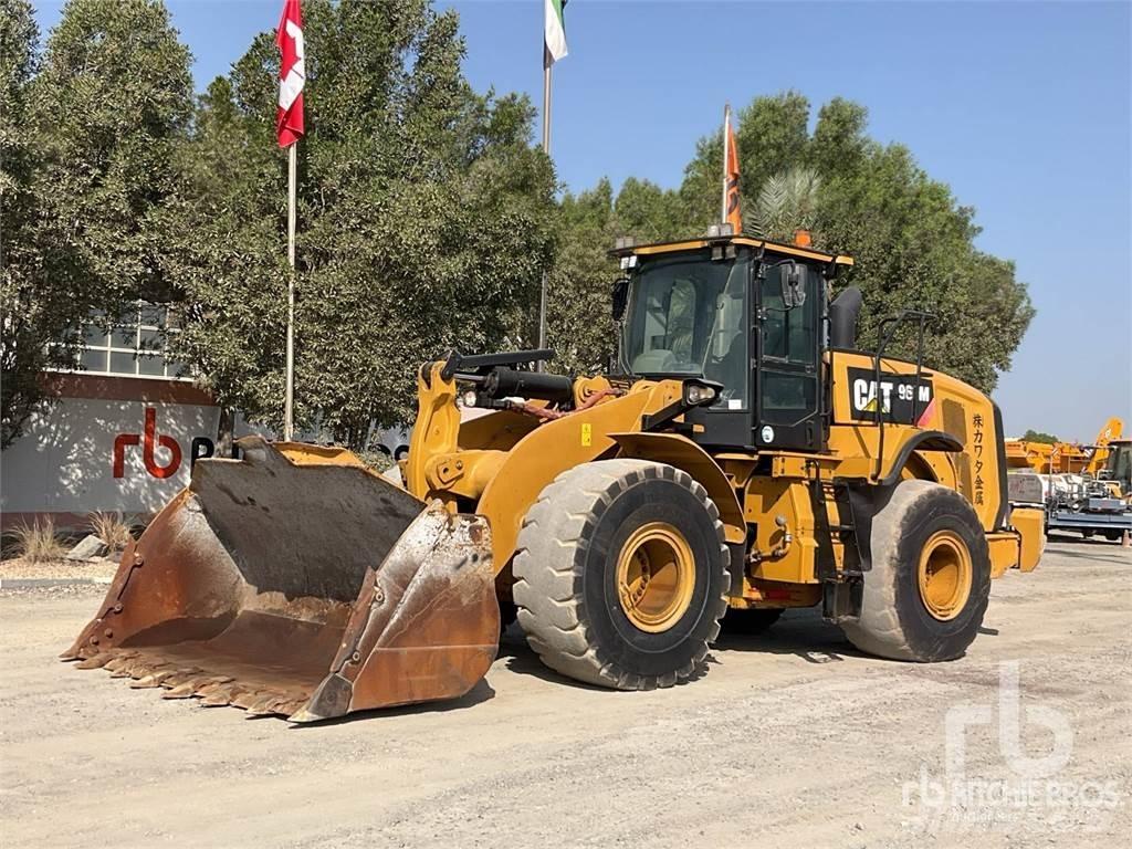 CAT 966M Chargeuse sur pneus