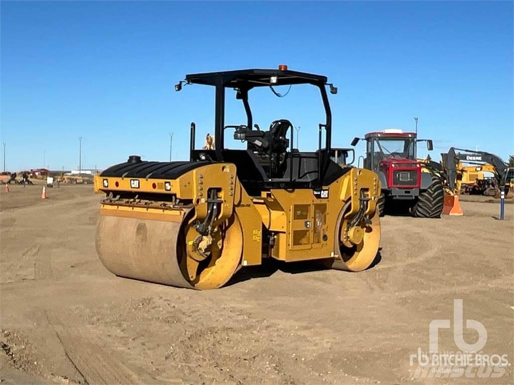 CAT CB54B Rouleaux tandem