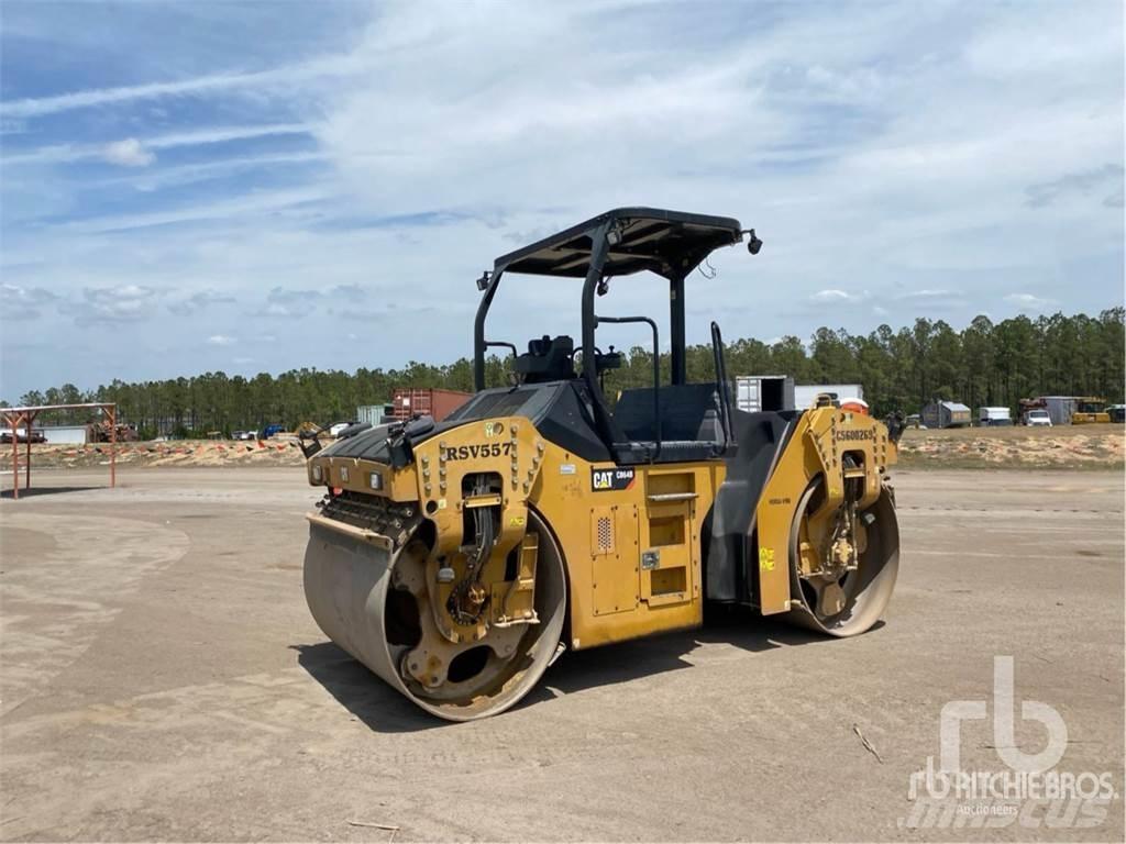 CAT CB64B Rouleaux tandem