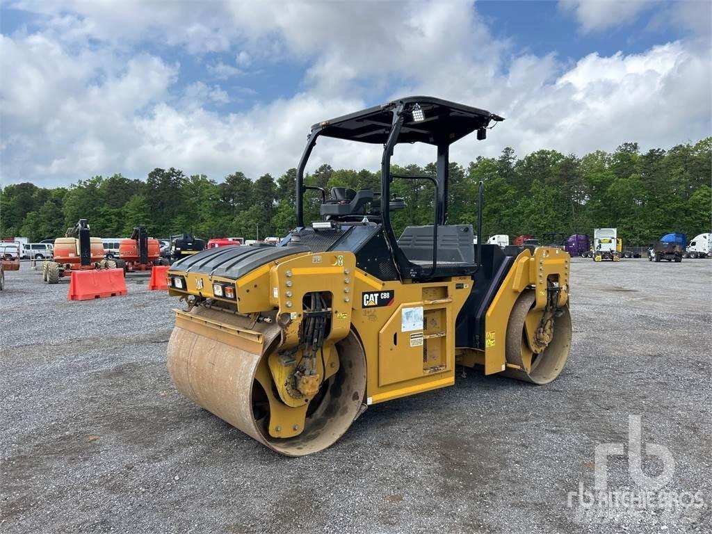 CAT CB8 Rouleaux tandem
