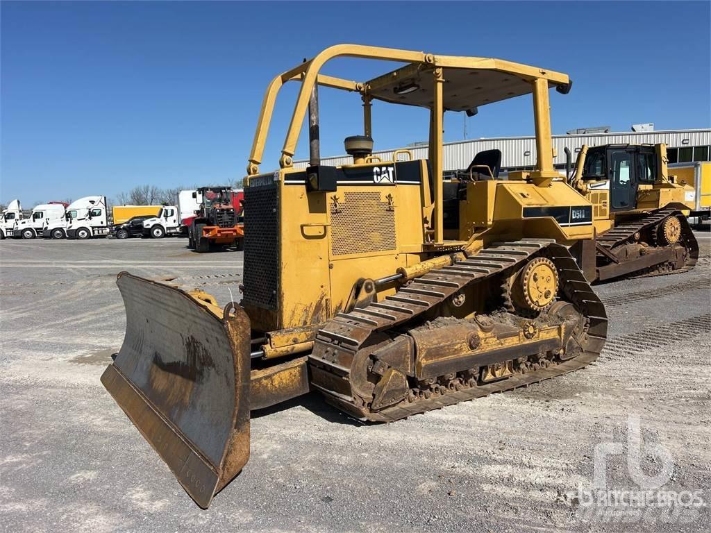 CAT D5MXL Bouteurs sur chenilles