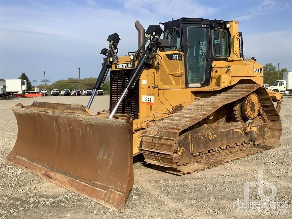 CAT D6T Bouteurs sur chenilles