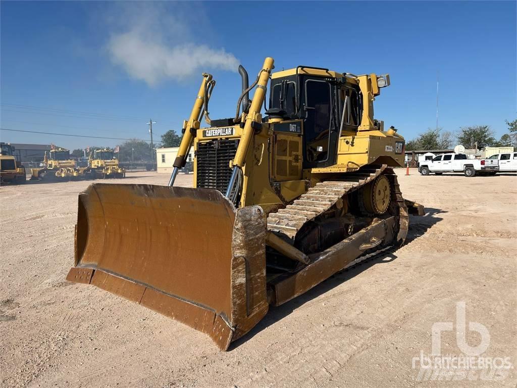CAT D6T XL Bouteurs sur chenilles