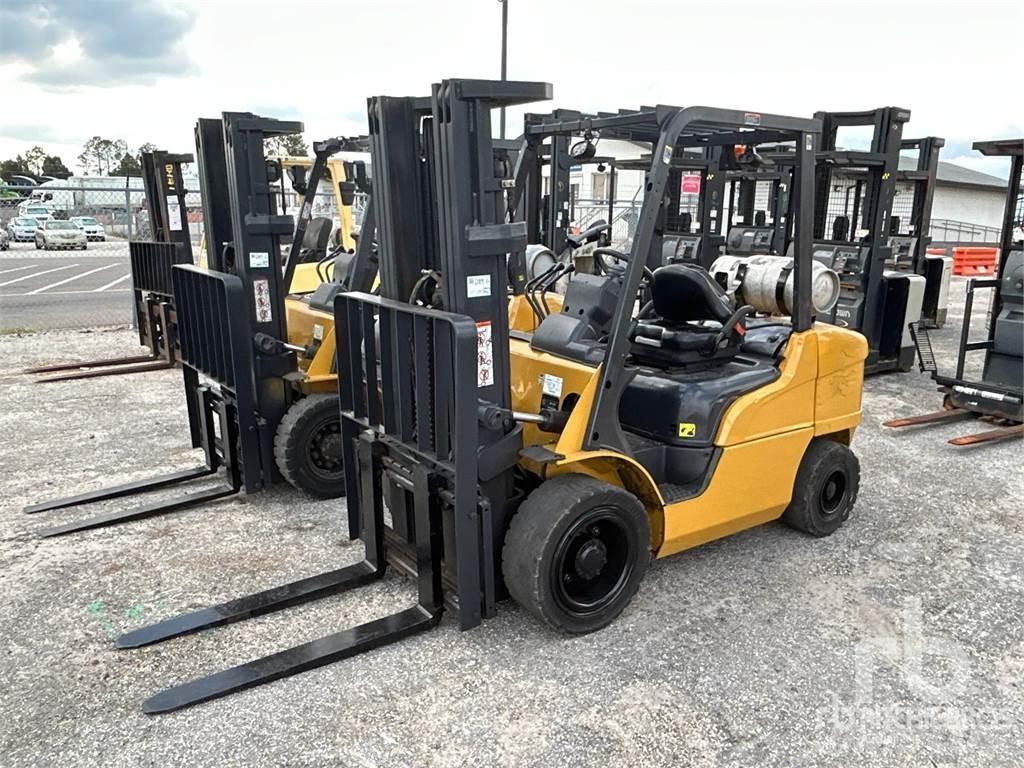 CAT GP30N Chariots diesel