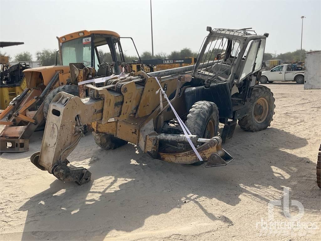 CAT TH580B Chariot télescopique