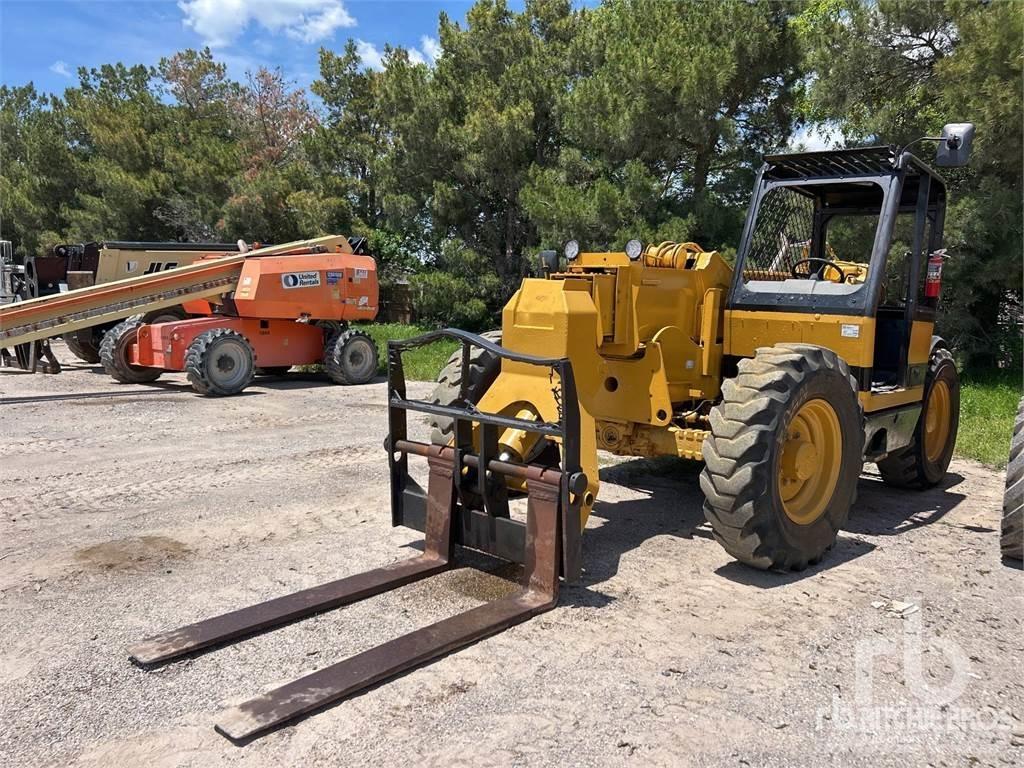 CAT TH63 Chariot télescopique