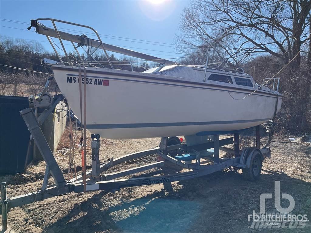  CATALINA C22 Bateaux de travail, barges et pontons