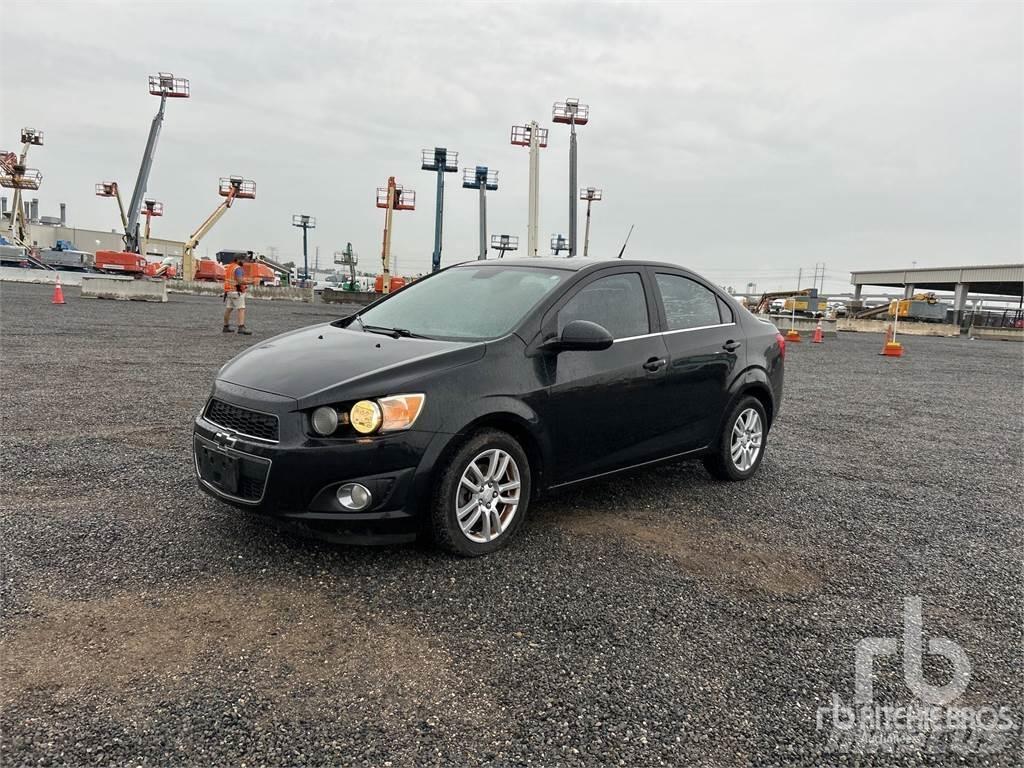 Chevrolet SONIC Voiture