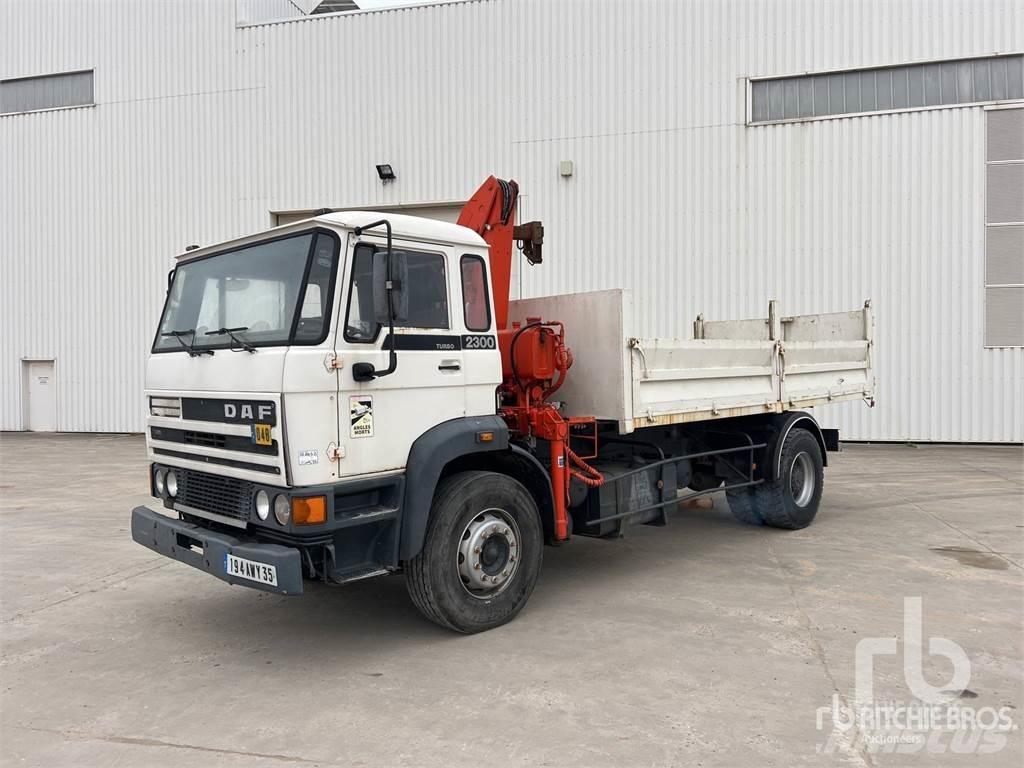 DAF 2300 TURBO Camion plateau