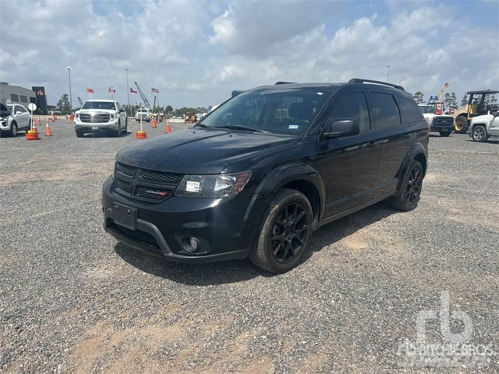 Dodge JOURNEY Utilitaire benne