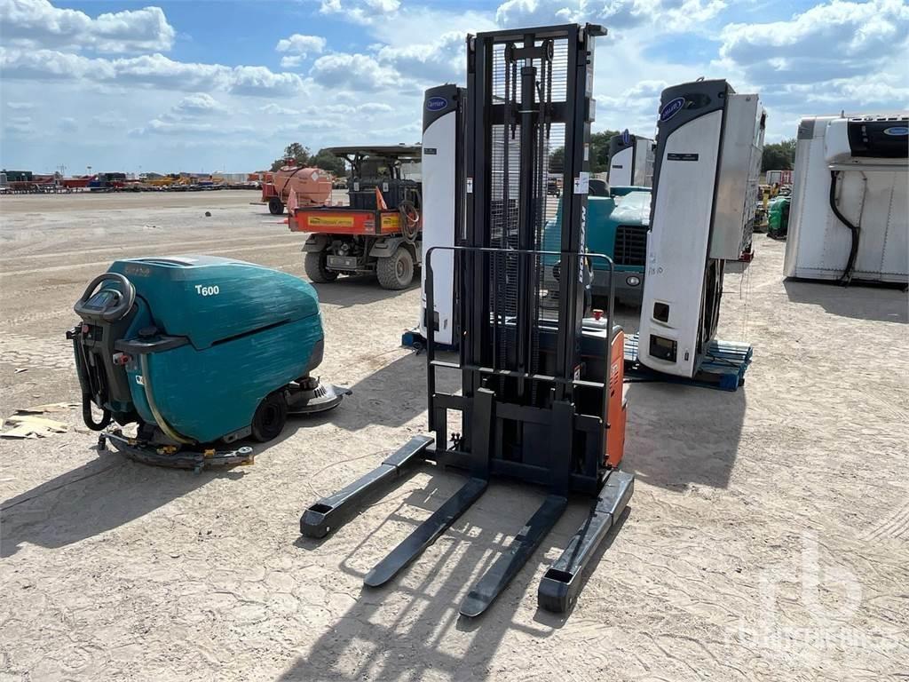 Doosan BWS17S-7 Chariots élévateurs électriques
