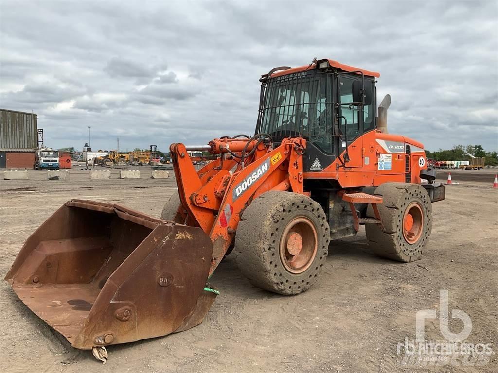 Doosan DL200-5 Chargeuse sur pneus