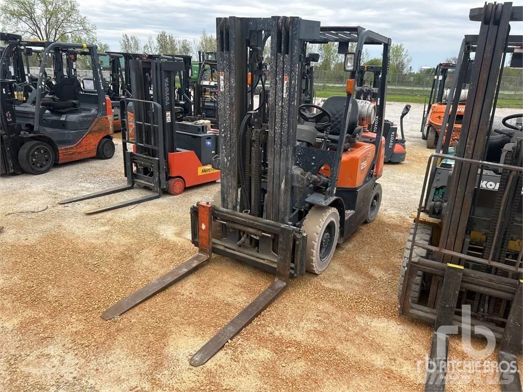 Doosan G25G Chariots diesel
