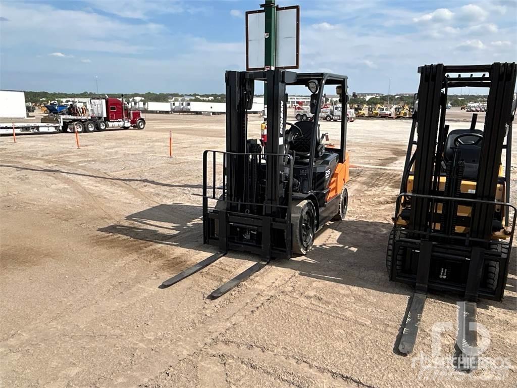 Doosan G25N-7 Chariots diesel